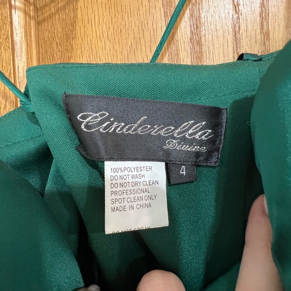 Cinderella satin party dress - Picture 6 of 8